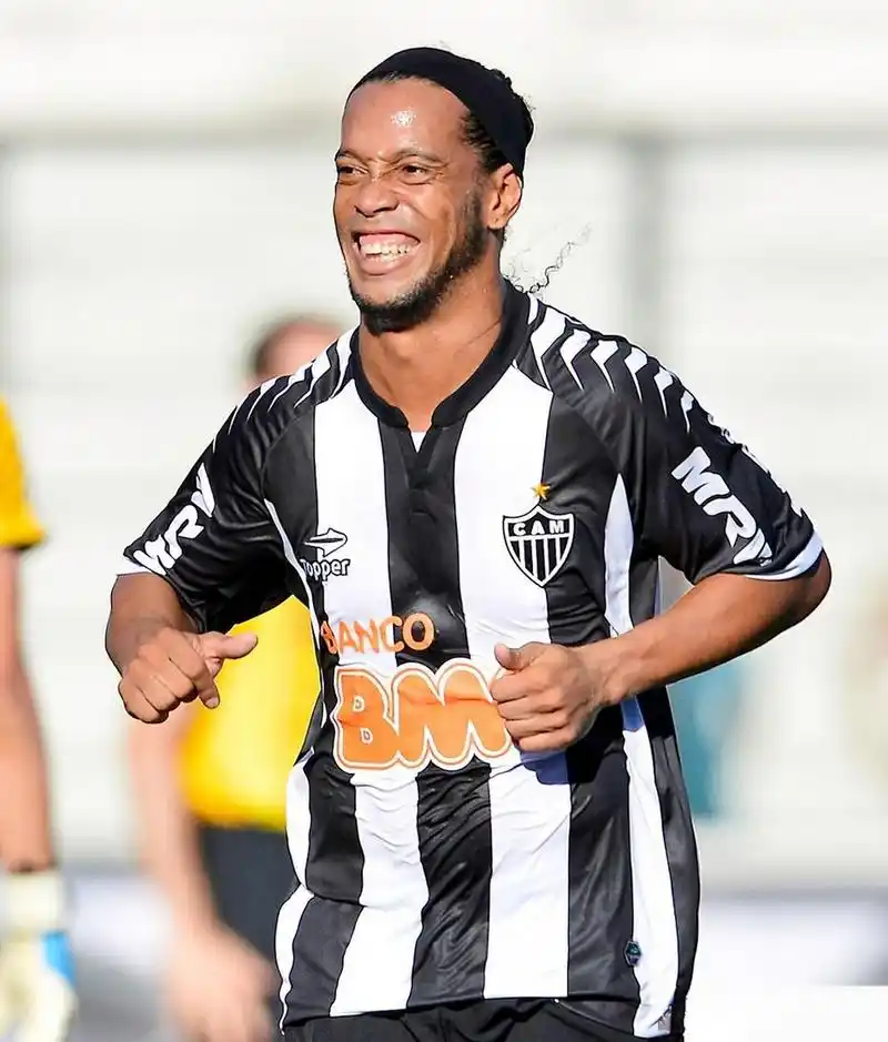 他们通过 他们通过